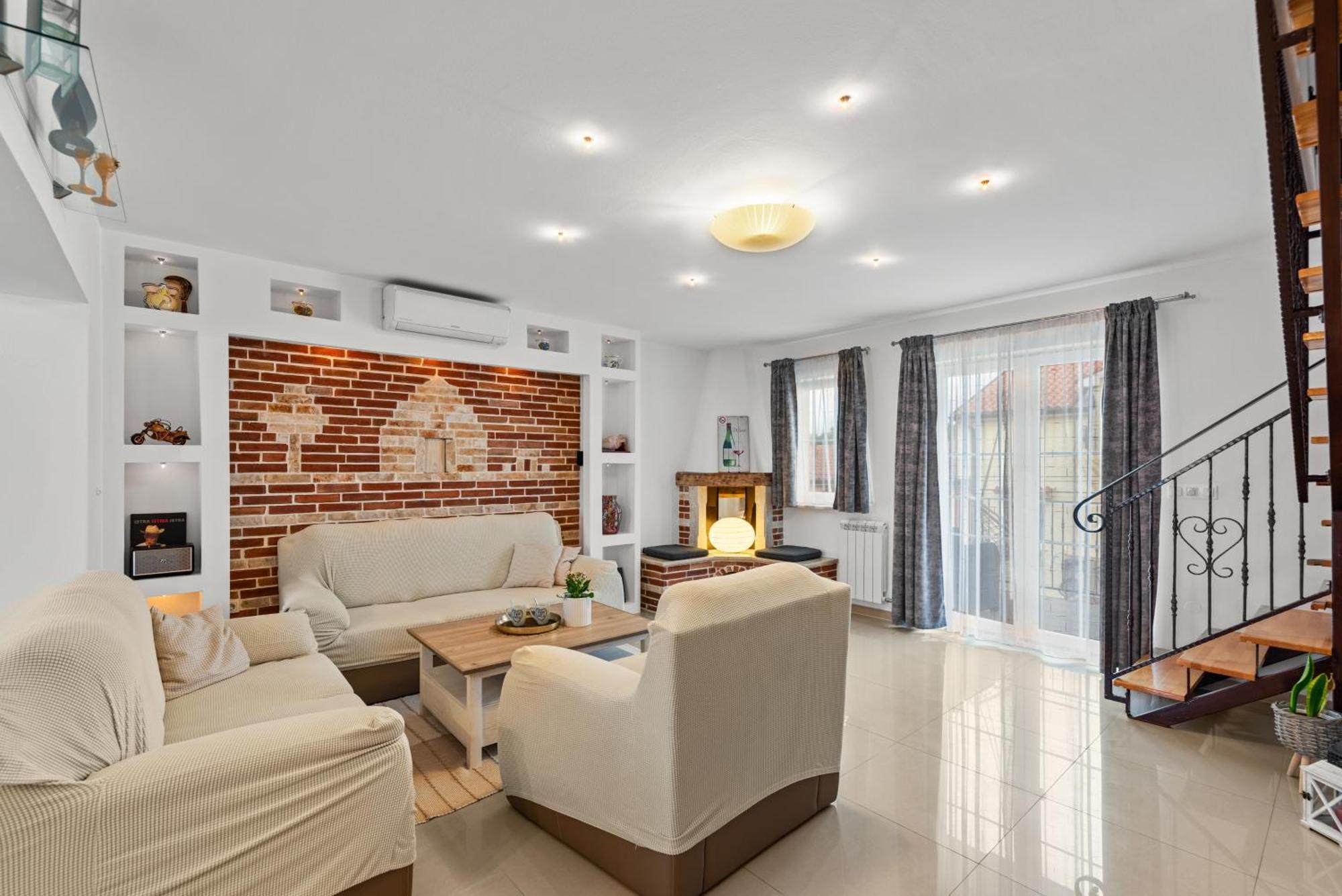 Alba Sanja I Teran Apartment Funtana Exterior photo